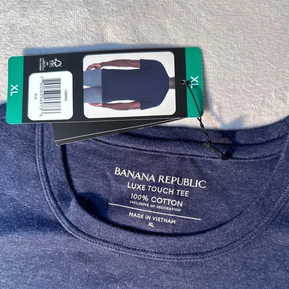 Banana Republic Luxe Touch Tee Mens XL Blue Short Sleeve 100% Cotton Shirt NWT